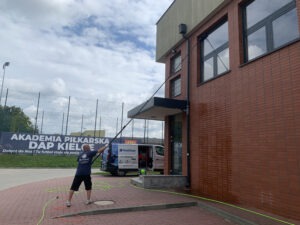 Mycie metodą odwróconej osmozy szczotka teleskopowa