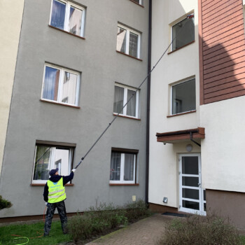 Mycie metodą odwróconej osmozy szczotka